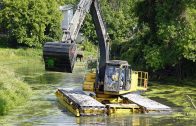 How Machines Helped People Clean The River? Amazing Mega Washing River Cleaning Machine